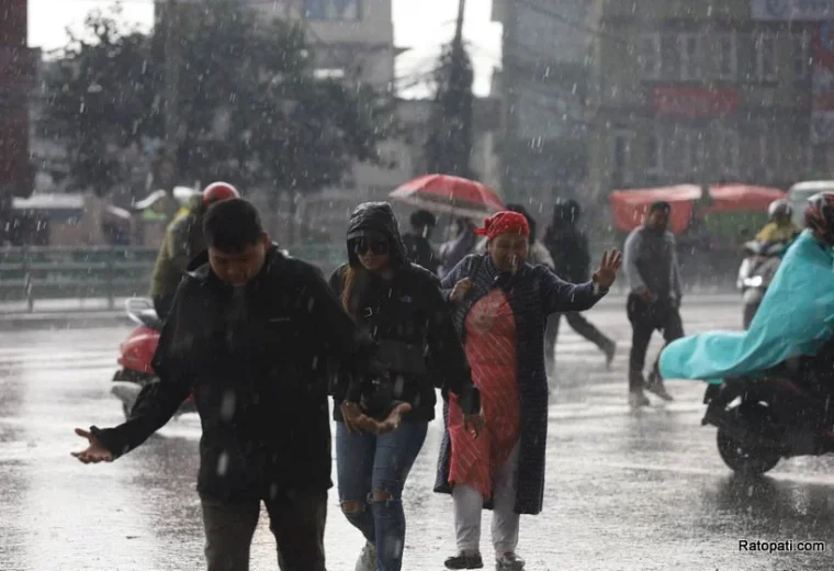 आजै बाहिरियो वर्षा गराउने प्रणाली पश्चिमी वायुको प्रभाव